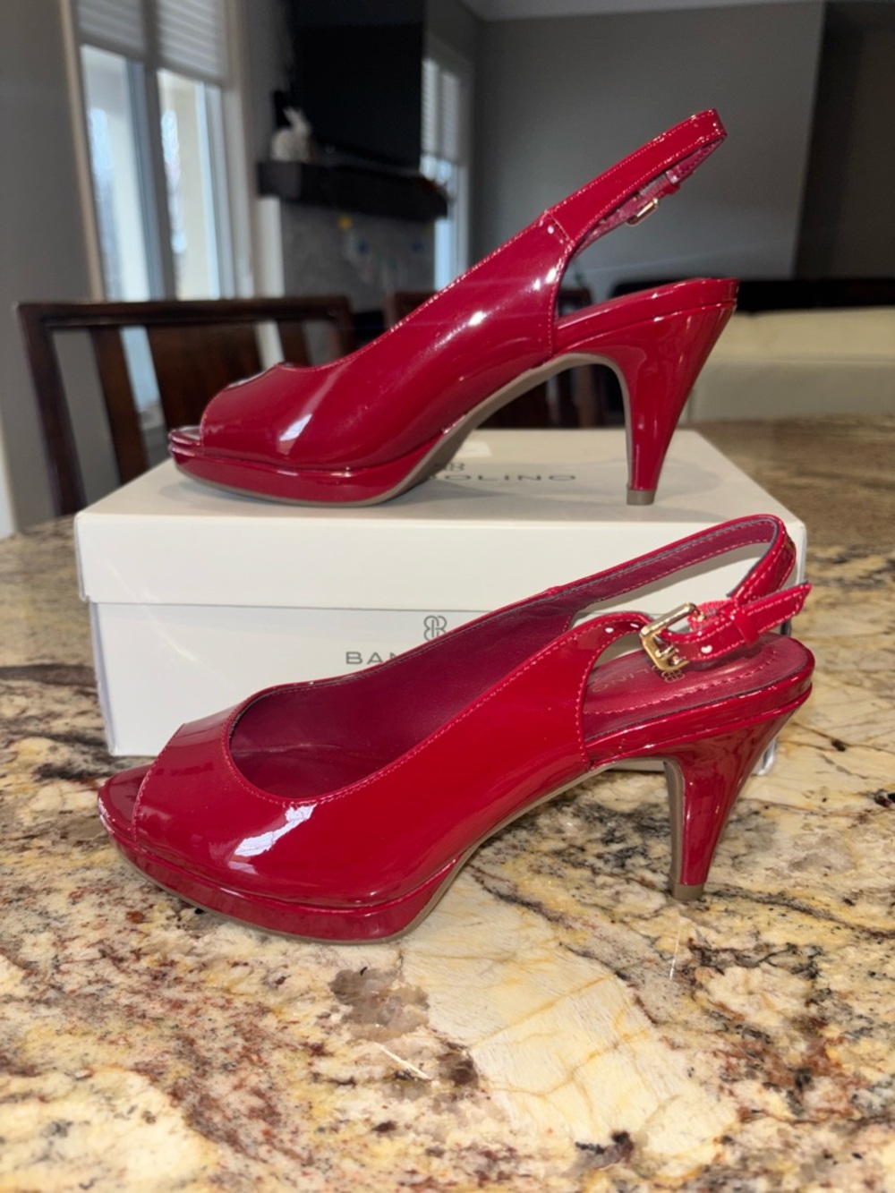Bandolino Red Patent Slingback Peep-Toe Heels 👠 NIB - Picture 2 of 9